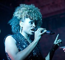 How tall is Fleur East?